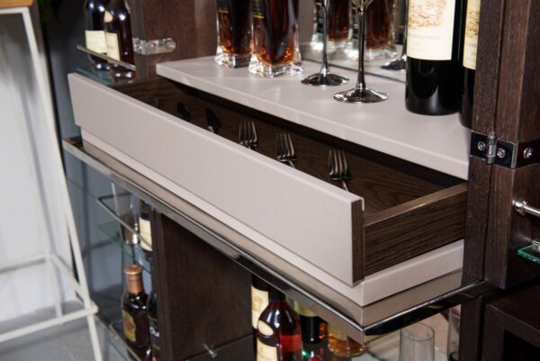 BR1010/FRANKLIN WINE CABINET