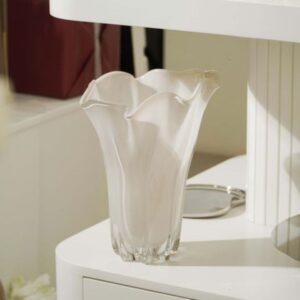 Solaris Gold Vase