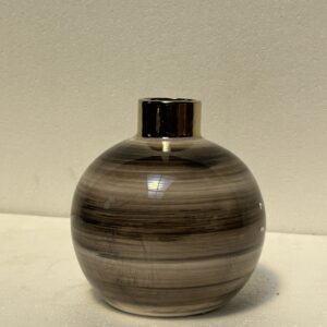 Ivory Sway Sculptural Vase